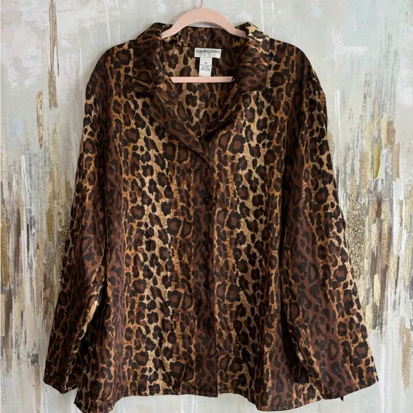 Bloomingdale's Leopard Print Set - Picture 2 of 4